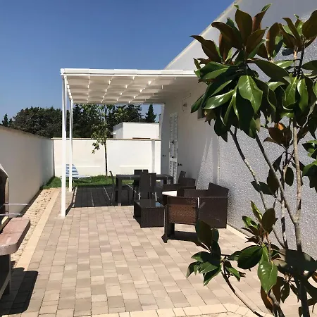 Holiday home Villetta Cristina *